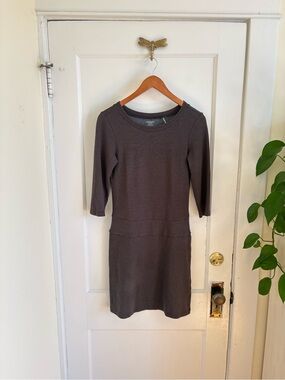 Toad&Co Women’s Nixi Dark Gray Knit 3/4 Sleeve Dress Small